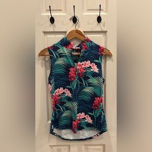 Tommy Bahama Island Zone tank.  Beautiful vibrant color!